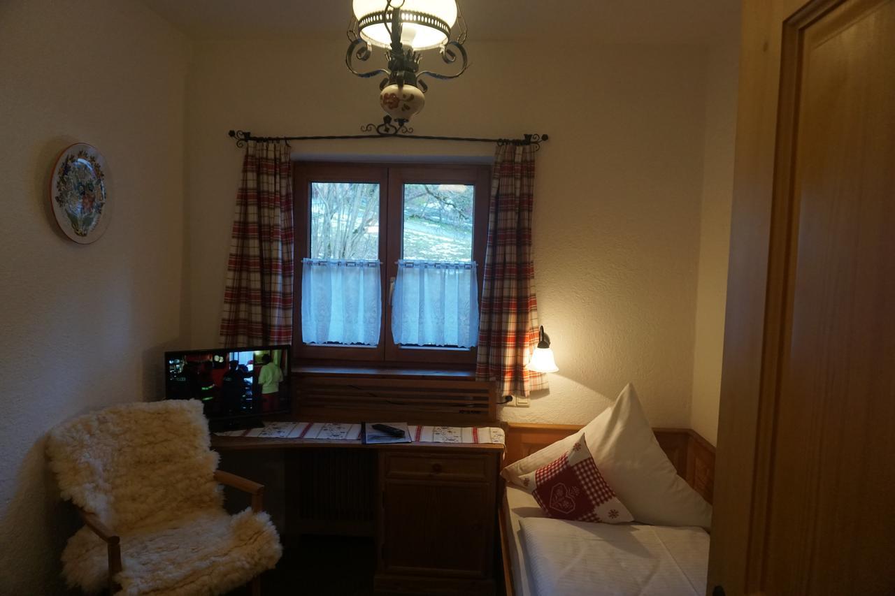 Haus Sonnenblick Hotel Байришцел Екстериор снимка