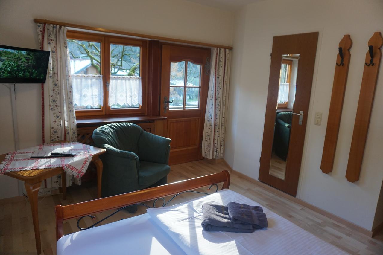 Haus Sonnenblick Hotel Байришцел Екстериор снимка